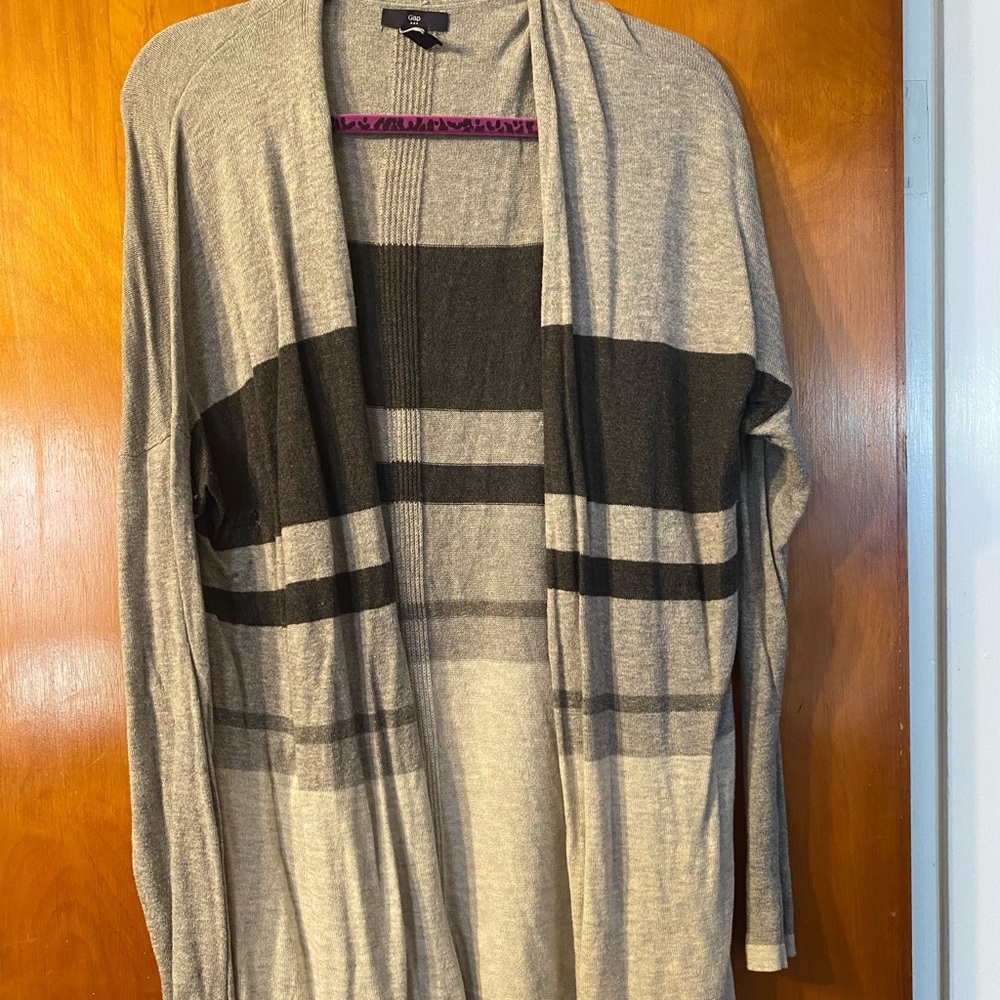 Gap women’s long sweater size xxl